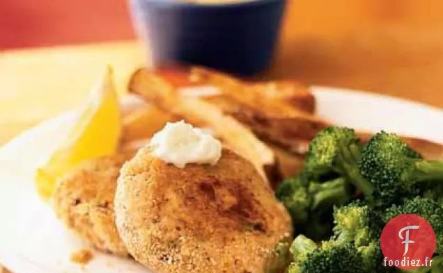 Gâteaux au Saumon Cajun avec Aïoli Citron-Ail