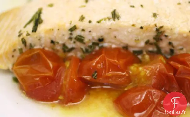 Français en un éclair: Saumon aux Tomates d'été et Romarin en Papillote
