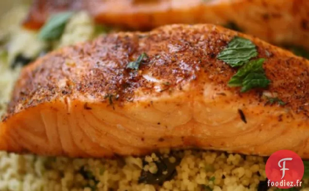 Saumon Noirci au Couscous Croquant à la Noix de Coco