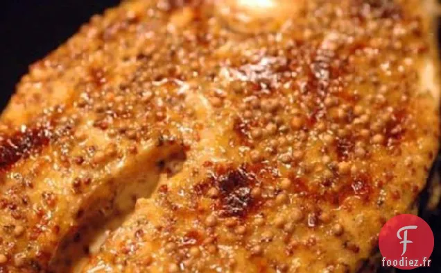 Saumon Grillé Avec Glaçage À La Moutarde