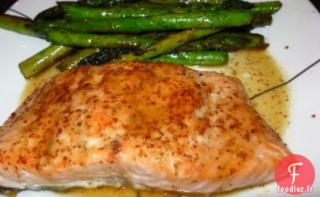 Saumon Grillé Au Miel Et Au Vermouth