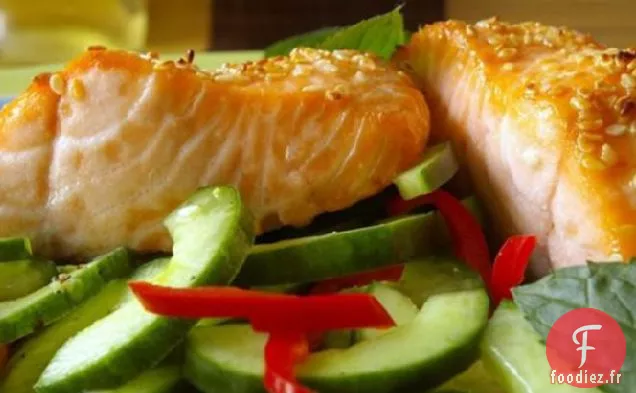 Saumon Rôti Aux Concombres Frappés Au Chili