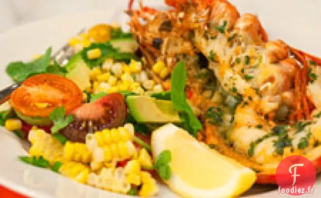 Salade De Maïs Grillé, Tomates Anciennes, Avocat Et Roquette