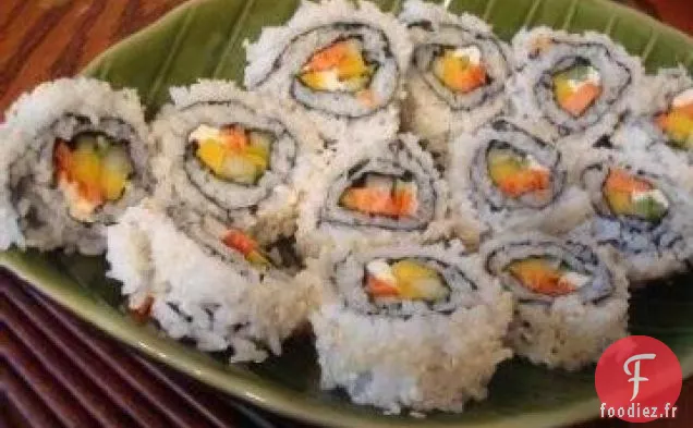 Sushi au Saumon Fumé et à la Mangue avec Trempette aux Agrumes et au Soja