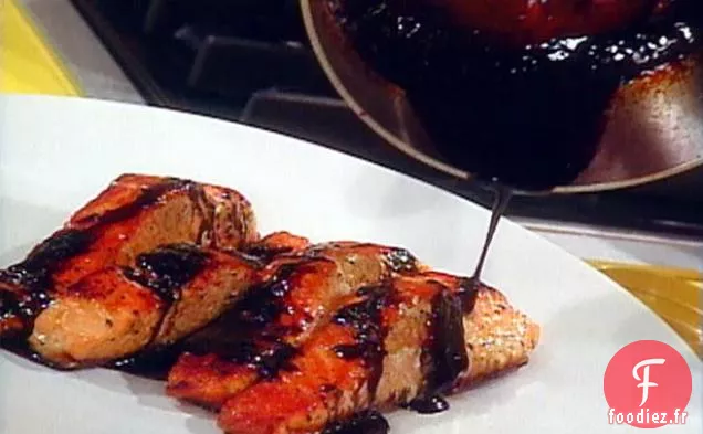 Saumon Poêlé avec Glaçage au Vinaigre d'Agrumes et Haricots Verts