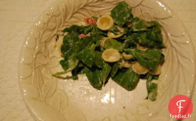 Salade D'Orecchiette, Saucisse Et Fromage De Chèvre