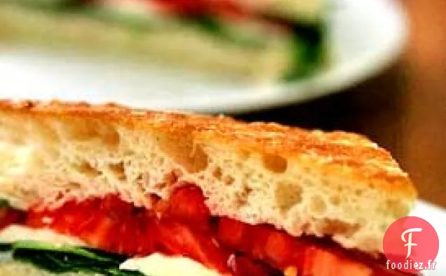 Roquette, Mozzarella, Tomate Sur Focaccia