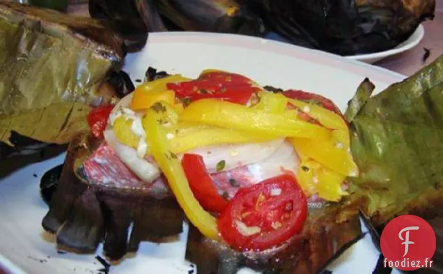 Poisson Grillé au Citron dans des Feuilles de Bananier