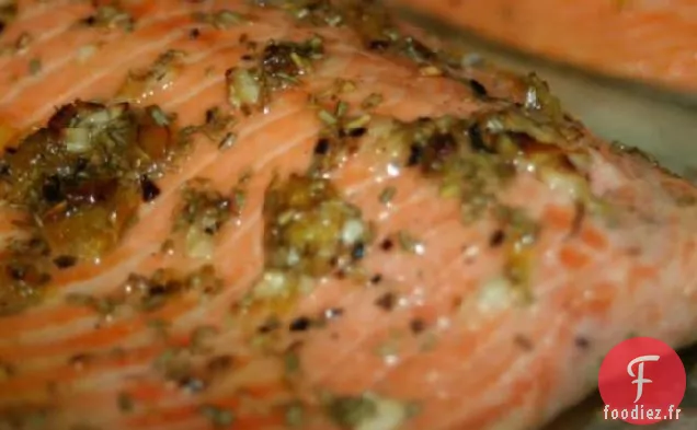 Truite Arc-En-Ciel Grillée Au Romarin, Citron et Ail