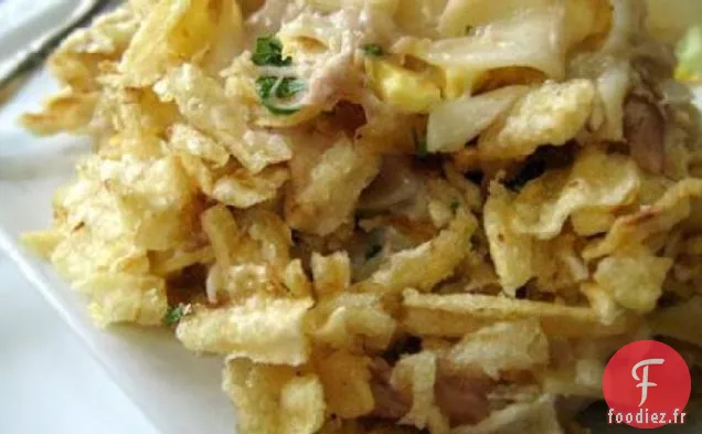 Casserole de Thon de Ma Mère Avec des Croustilles et des Œufs