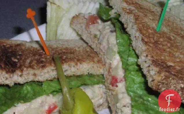 Sandwich Au Thon Tout Grand