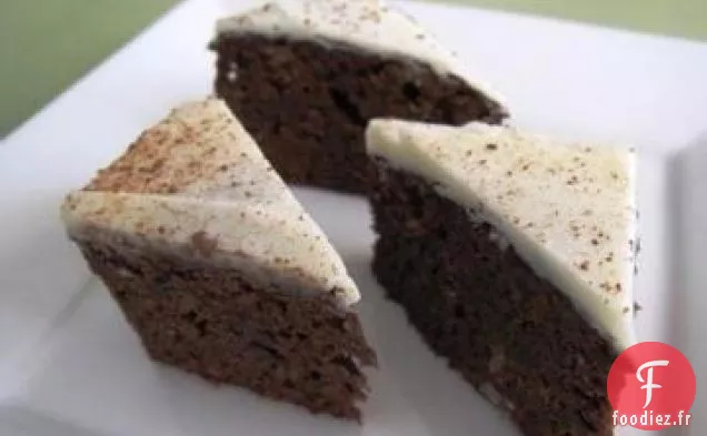 Brownies Cappuccino au Chocolat Blanc - Sauce Espresso