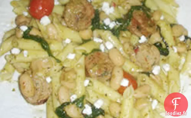 Penne avec Saucisse de Poulet Épicée, Haricots et Légumes verts