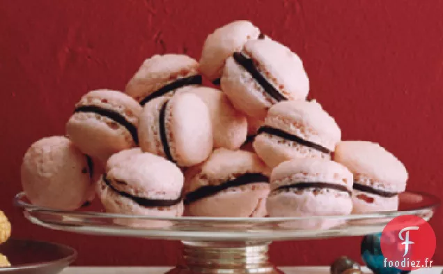 Macarons Français Au Chocolat Framboise