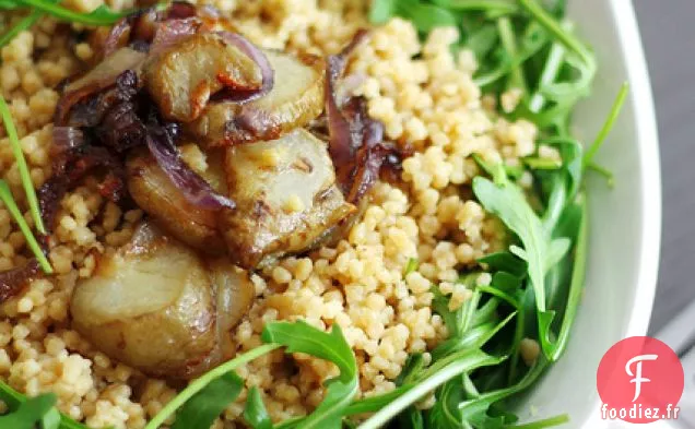 Topinambours, Oignons Rouges Et Roquette Au Couscous Géant