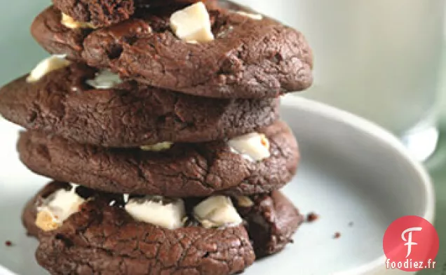 Biscuits aux Morceaux de Chocolat Noir et Blanc