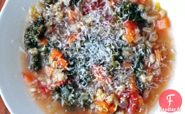 Dîner Ce soir: Soupe Italienne de Chou Frisé et de Farro