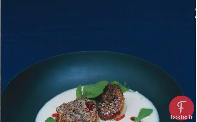 Pétoncles Frottés au Barbecue avec Soupe Crémeuse à la Choucroute