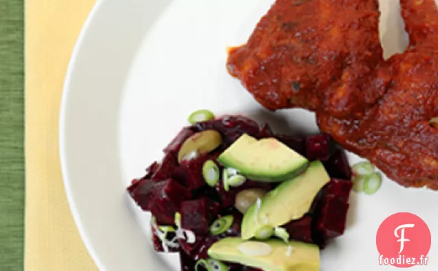 Salade d'Avocat aux Betteraves, Olives Vertes et Oignons verts