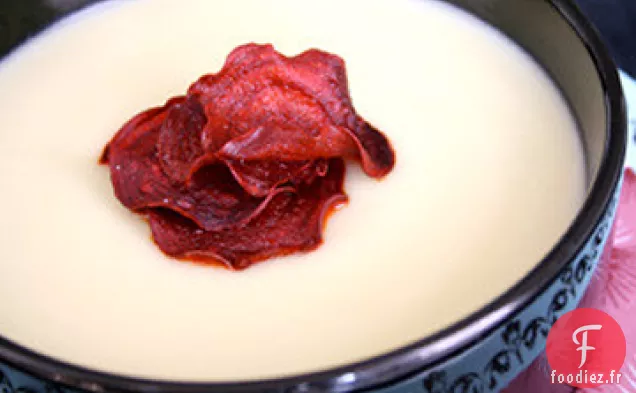Soupe de Chou-Fleur au Panais et Chips de Betterave