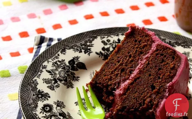 Gâteau aux Betteraves au Chocolat avec Glaçage au Fromage à la Crème de Betterave