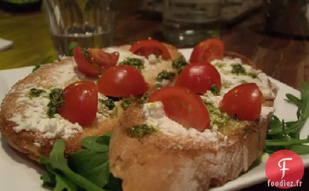 Bruschetta aux Betteraves Rôties et au Fromage de Chèvre