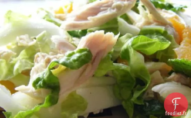 Salade de Poulet et Pêche