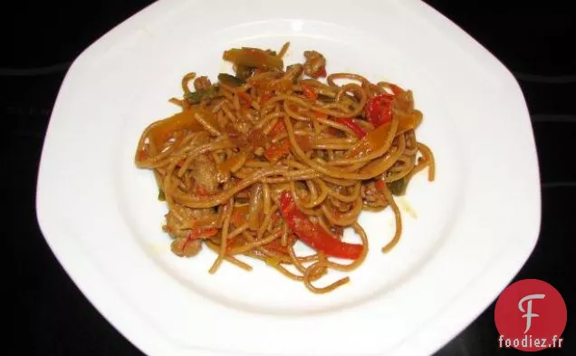 Soupe de Nouilles et de Porc à la Chinoise