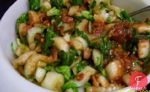 Bok Choy Avec Sauce Au Bacon Chaud