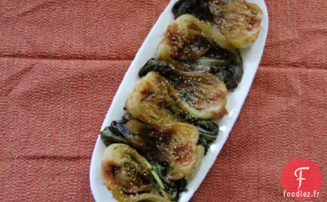 Baby Bok Choy braisé à l'Ail, au Gingembre et au Soja