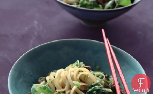 Sauté de Chou Chinois avec Nouilles de Riz, Porc et Coriandre