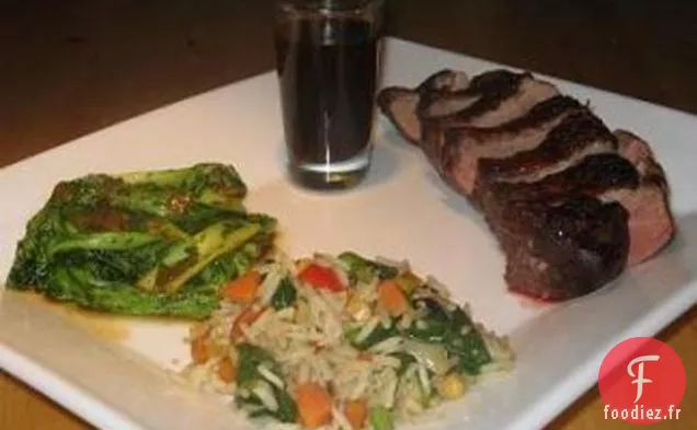 Magret de Canard Au Bok Choy et Riz Frit aux Légumes