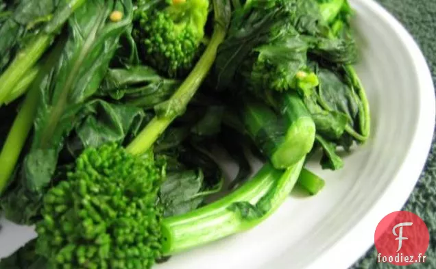 Rabe de Brocoli Cuit à la Vapeur