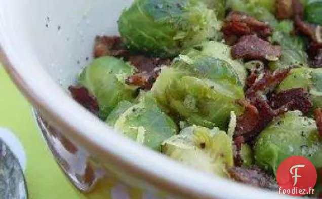 Choux de Bruxelles Beurrés au Citron Avec Bacon Poivré Croustillant