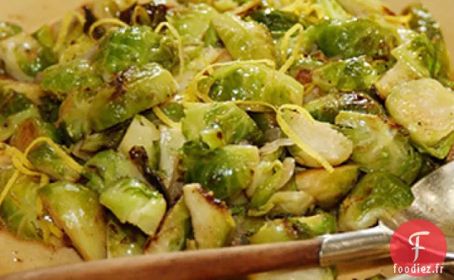 Choux de Bruxelles avec Vinaigrette Chaude au Citron