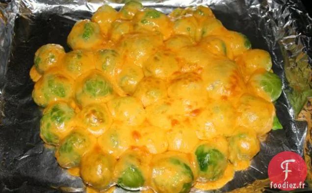 Buffle Rôti Glacé À L'Orange Avec Choux De Bruxelles Rôtis À L'Ail