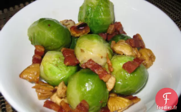 Choux de Bruxelles Braisés, Oignons Perlés et Châtaignes