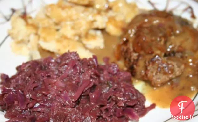 Chou Rouge Braisé à l'Oignon Rouge et aux Pommes