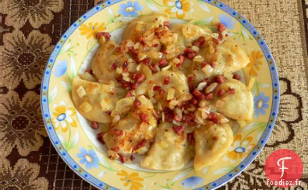 Pierogies au Chou, au Bacon et aux Oignons