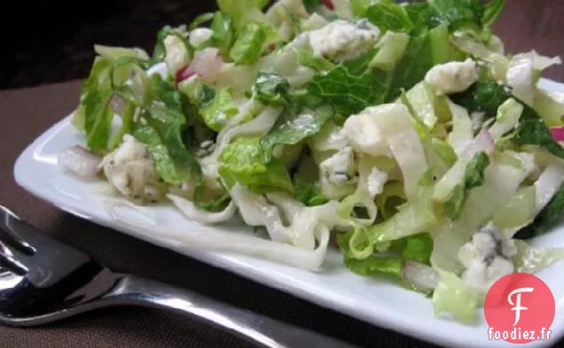 Chou Rouge et Salade de Chou Romaine avec Vinaigrette au Fromage Bleu