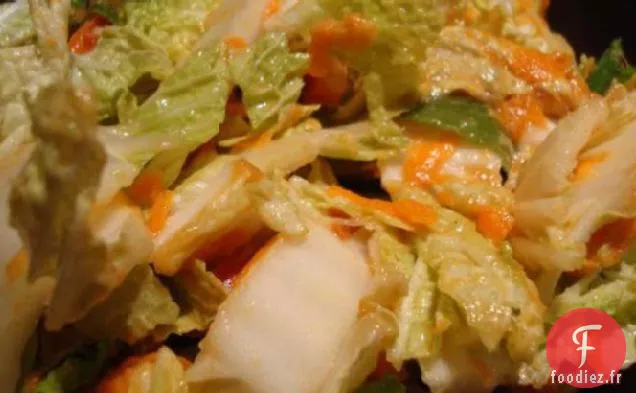 Salade De Chou Avec Vinaigrette Aux Arachides (Végétalienne)