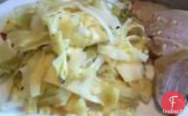 Salade de Chou au Poulet Asiatique
