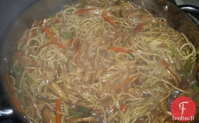 Cluckin' Lo Mein