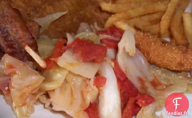 Poêle à Salade de Chou au Bacon Cajun Épicé