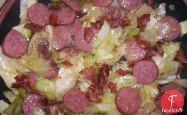 Saucisse Fumée et Chou Frit