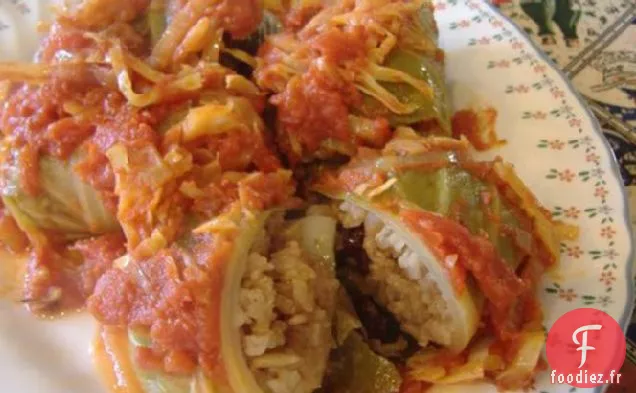 Rouleaux De Chou Aigre-Doux Avec Choucroute