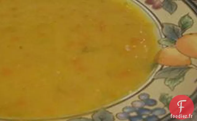 Soupe de Pois Cassés Jaunes et de Bœuf de Francfort