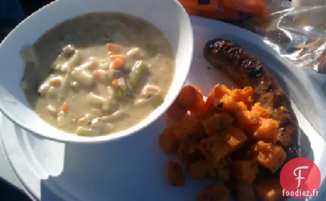 Soupe Crémeuse au Poulet et aux pâtes