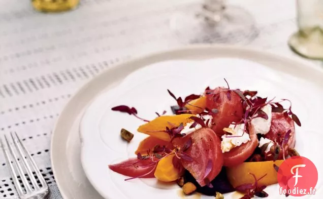 Salade de Betteraves Rôties au Fromage de Chèvre et aux Pistaches