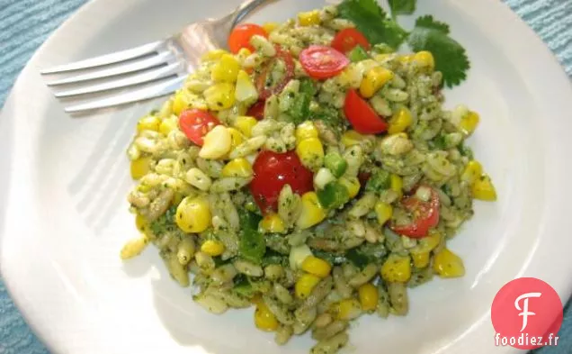 Salade de Légumes, Haricots et Quinoa Avec Vinaigrette à l'Avocat